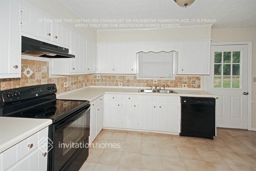 4292 Gravitt Pl - Photo 6 of 16