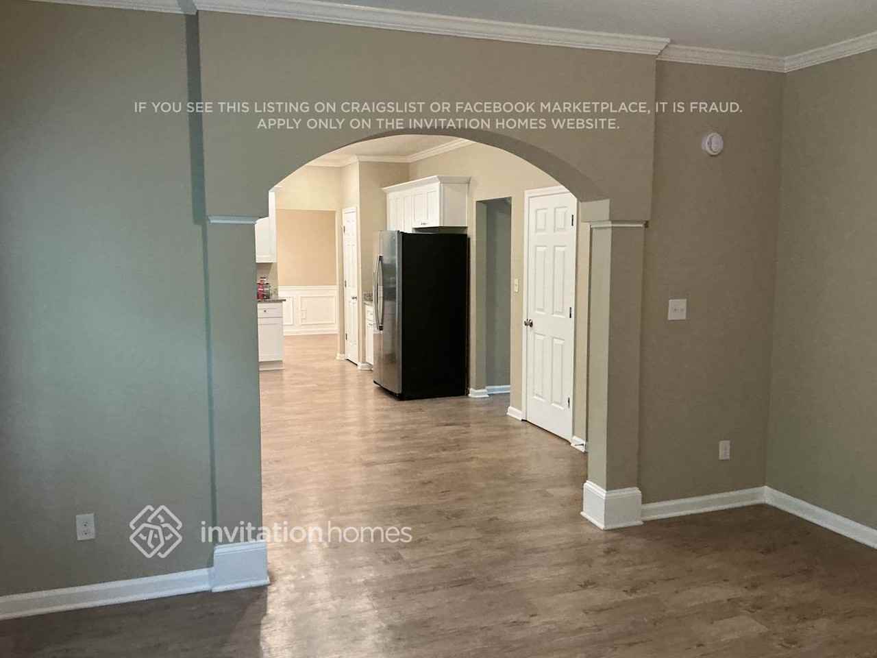 3443 Kenilworth Ct - Photo 3 of 11