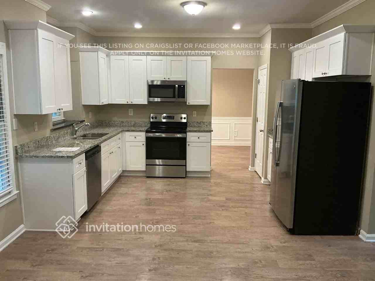 3443 Kenilworth Ct - Photo 4 of 11