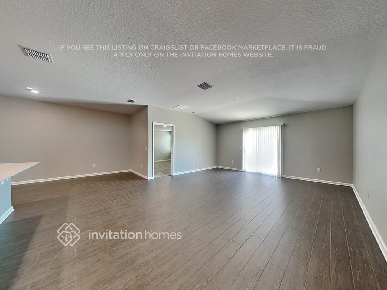 1059 Caitlin Loop - Photo 3 of 20