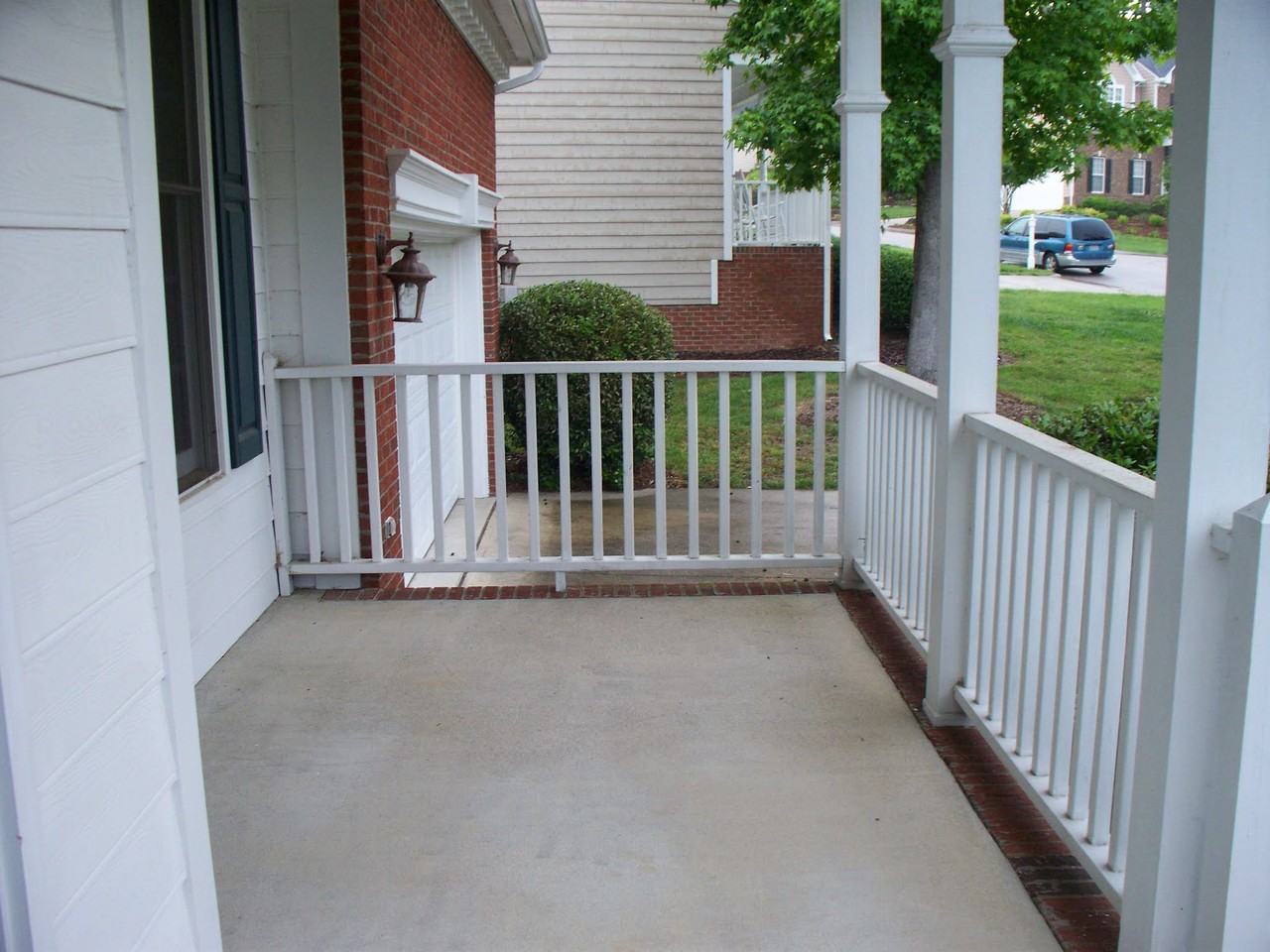 2005 Templeton Gap Dr - Photo 2 of 11