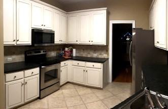 2005 Templeton Gap Dr - Photo 4 of 11