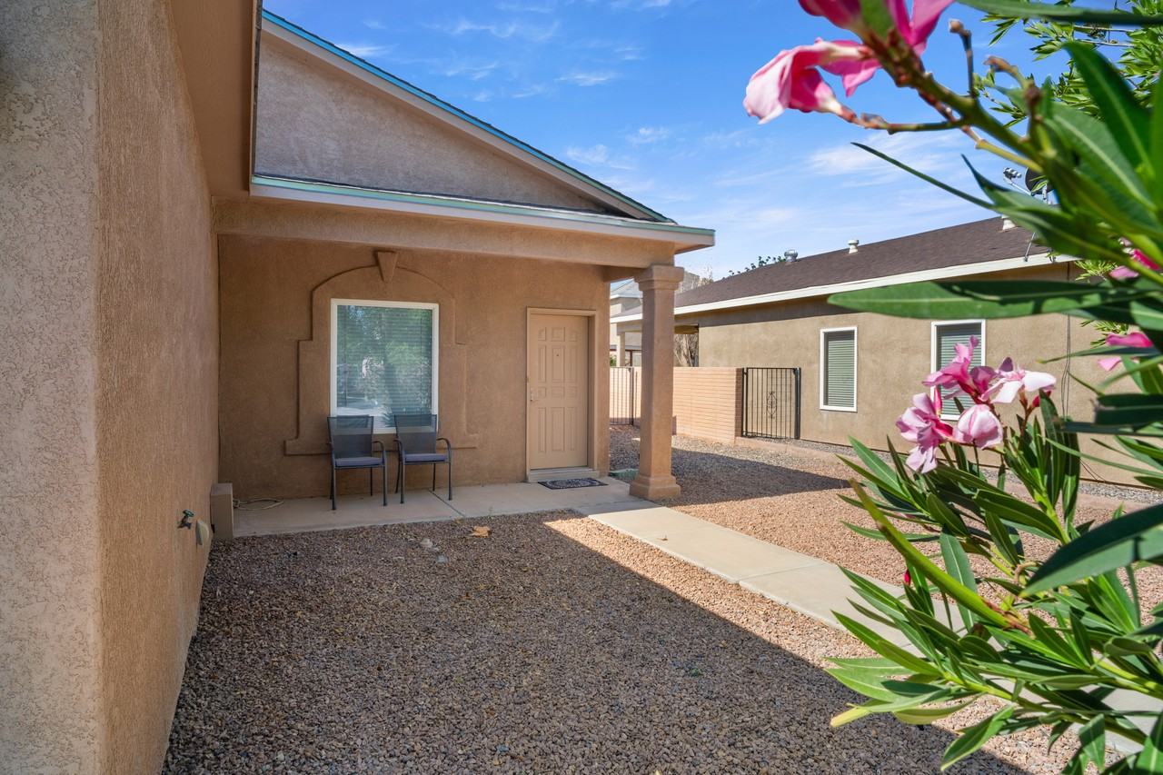 2863 Ox Cart Ct - Photo 2 of 26