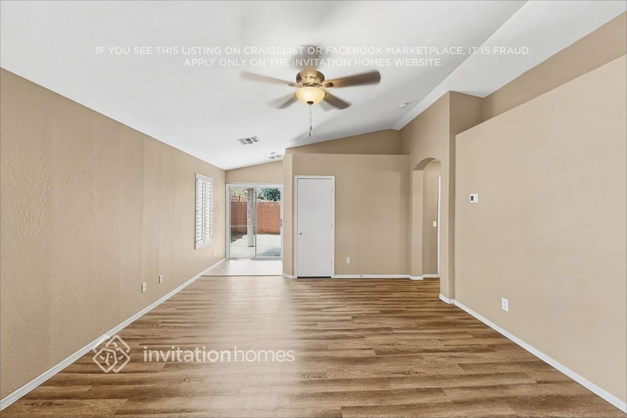 6551 E Auburn St - Photo 4 of 19
