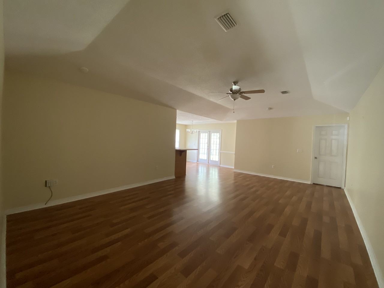 7532 Avery Ln - Photo 3 of 16