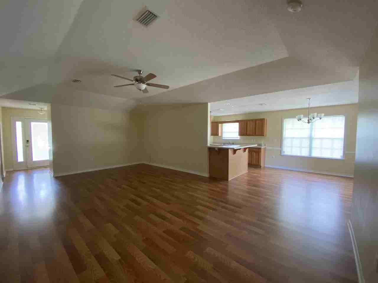 7532 Avery Ln - Photo 5 of 16