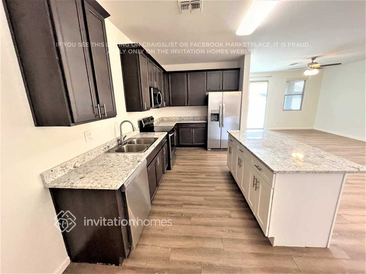 17950 W Tina Ln - Photo 5 of 16