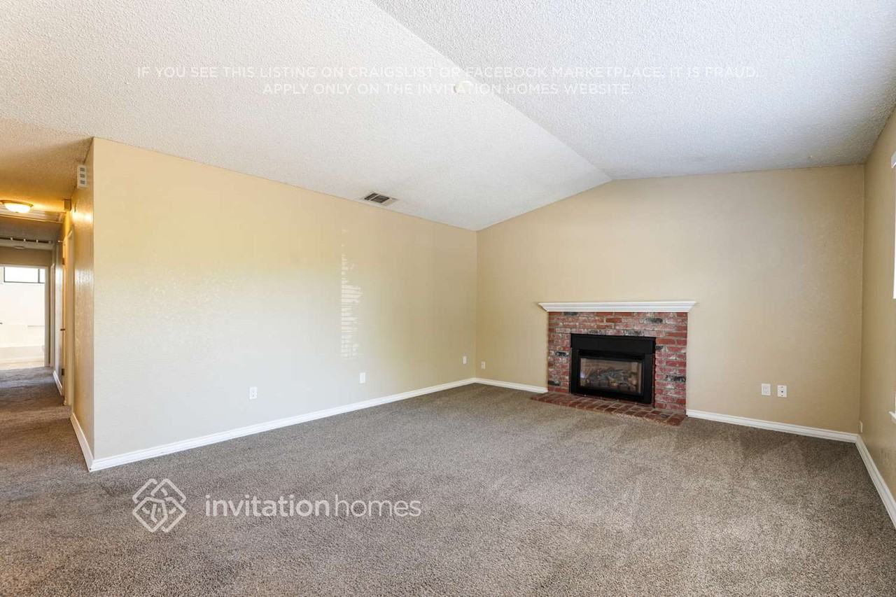 645 Grider Dr - Photo 3 of 17