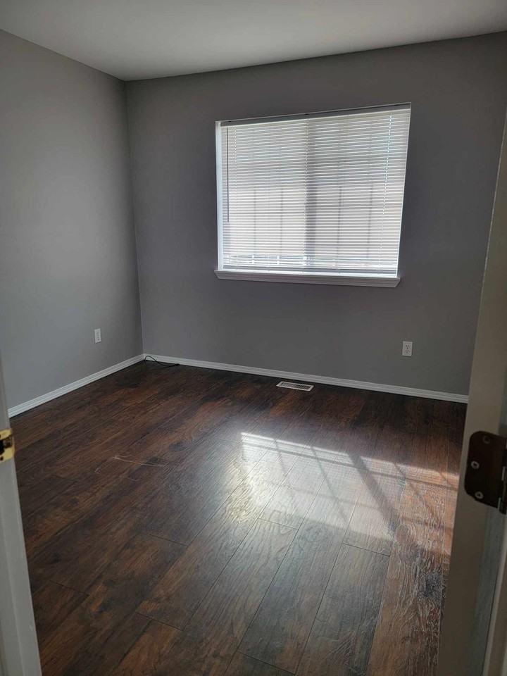 1005 Bloom Ave #B - Photo 2 of 9