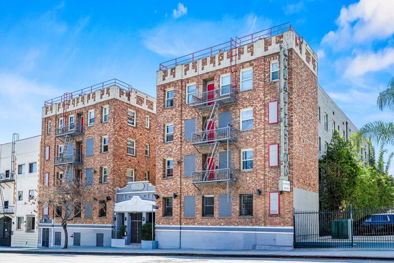 The Charleston Apartments - Photo 4 of 25