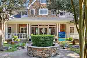 featured image of 12360 Richmond Ave
