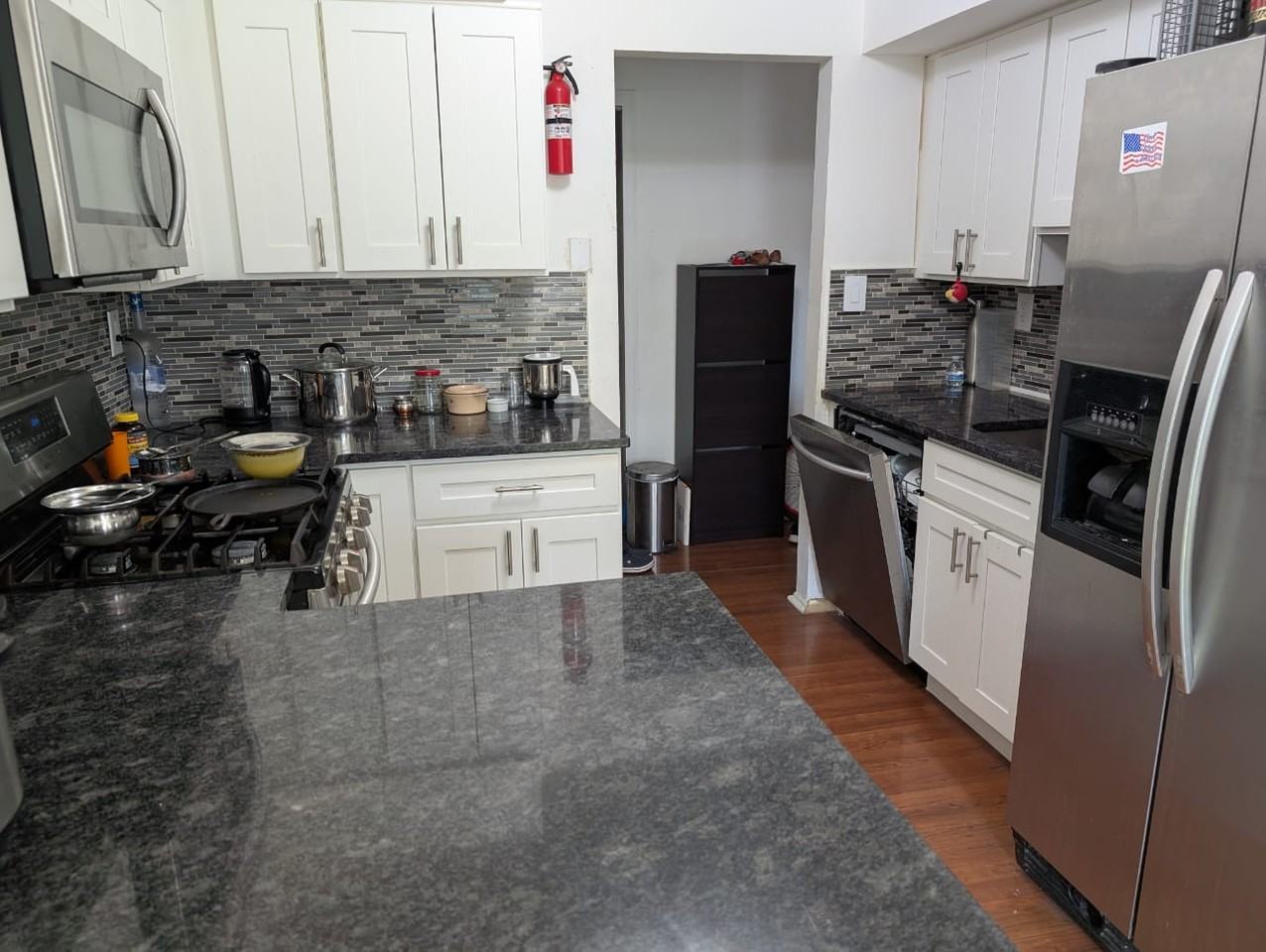 1207 Green Hollow Dr - Photo 2 of 15