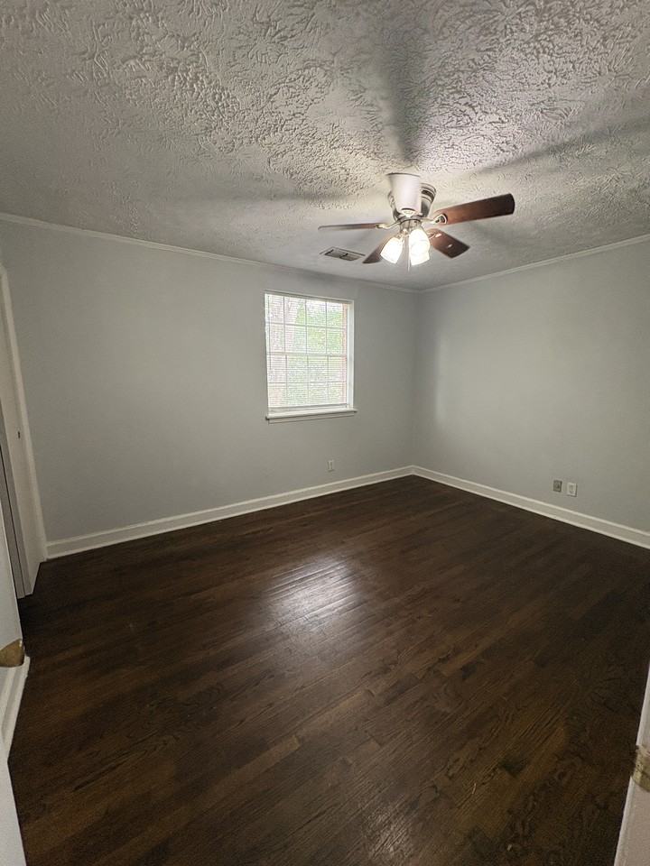517 N Florida St #D - Photo 4 of 7