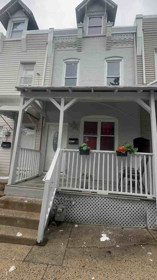 1014 Pear St - Photo 3 of 3