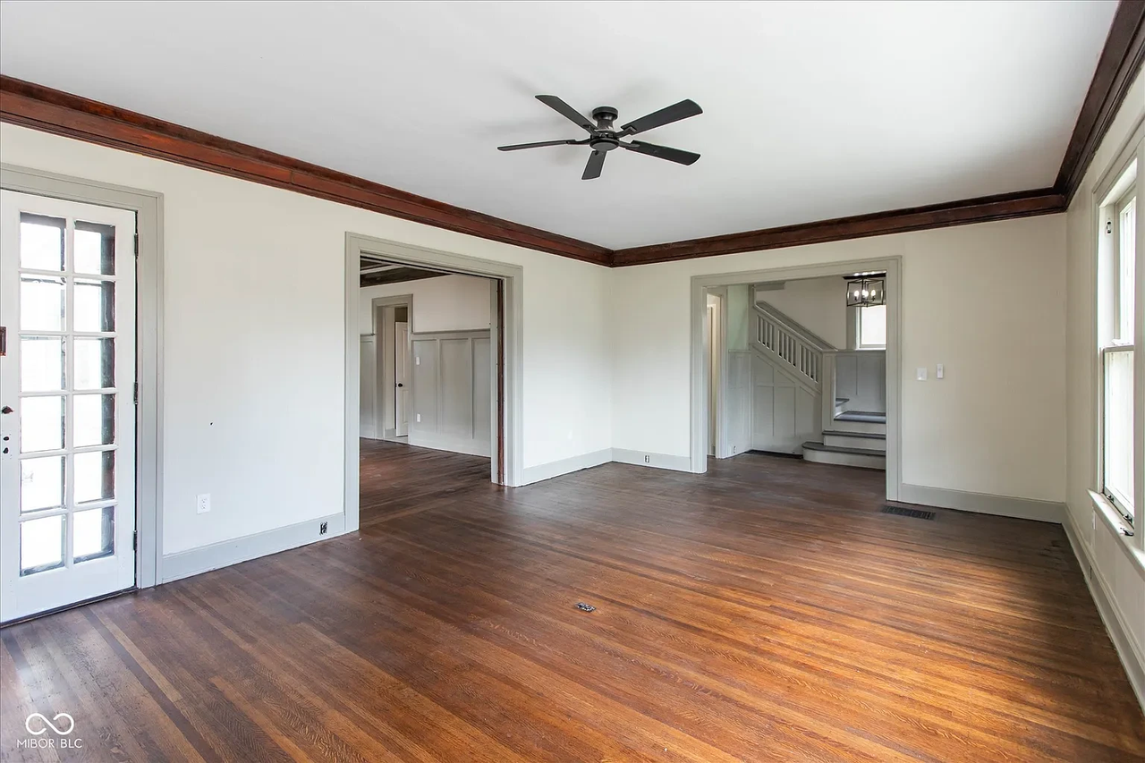 3358 Ruckle St - Photo 7 of 17