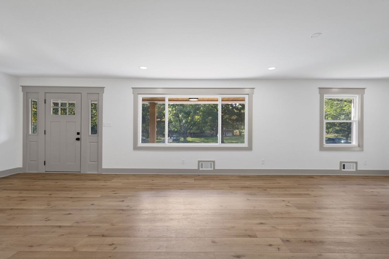 460 Hilltop Trl - Photo 6 of 28