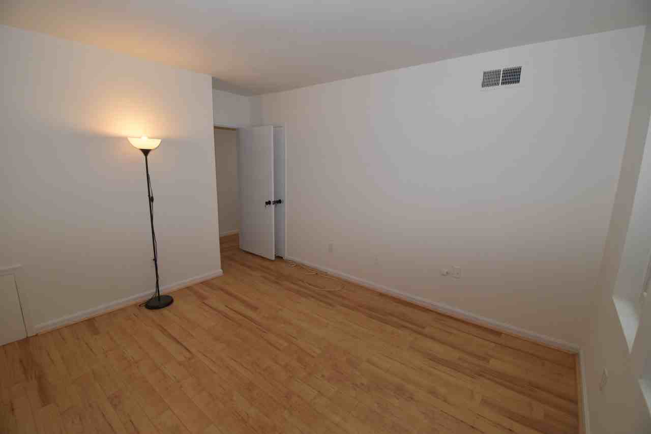 1806 Key Blvd #474 - Photo 5 of 7