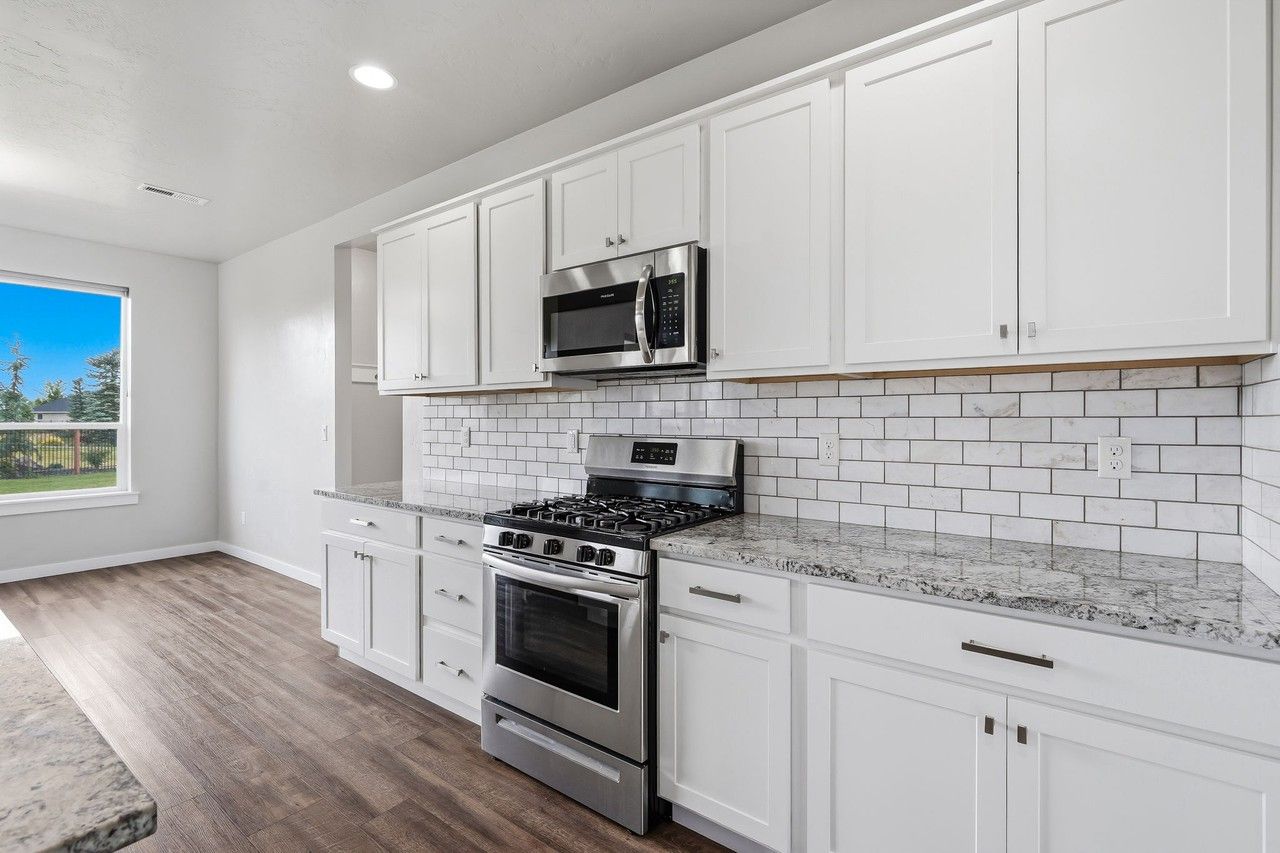 949 N Synergy Ln - Photo 2 of 46