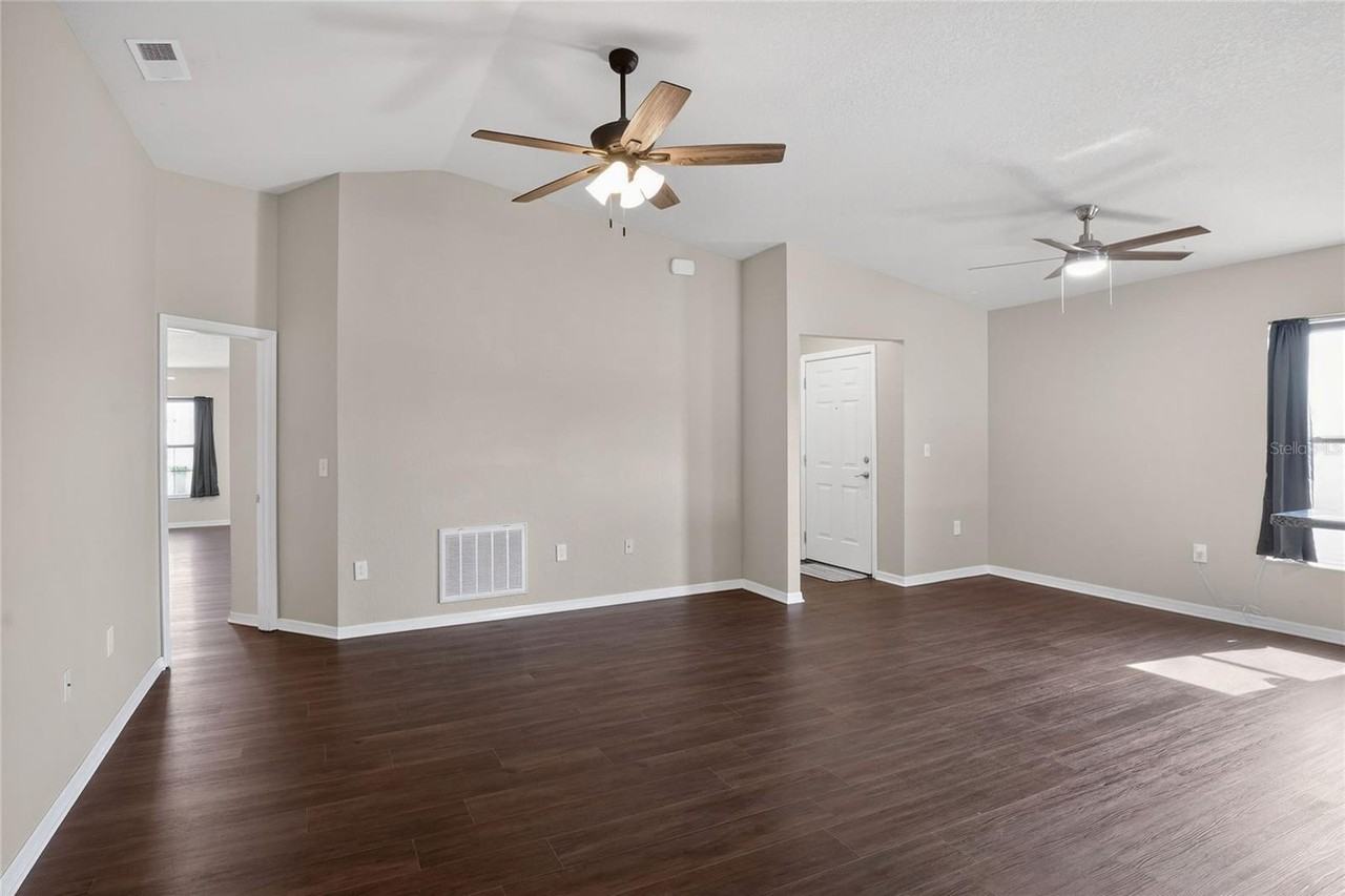 780 Overlook Grove Dr - Photo 2 of 34