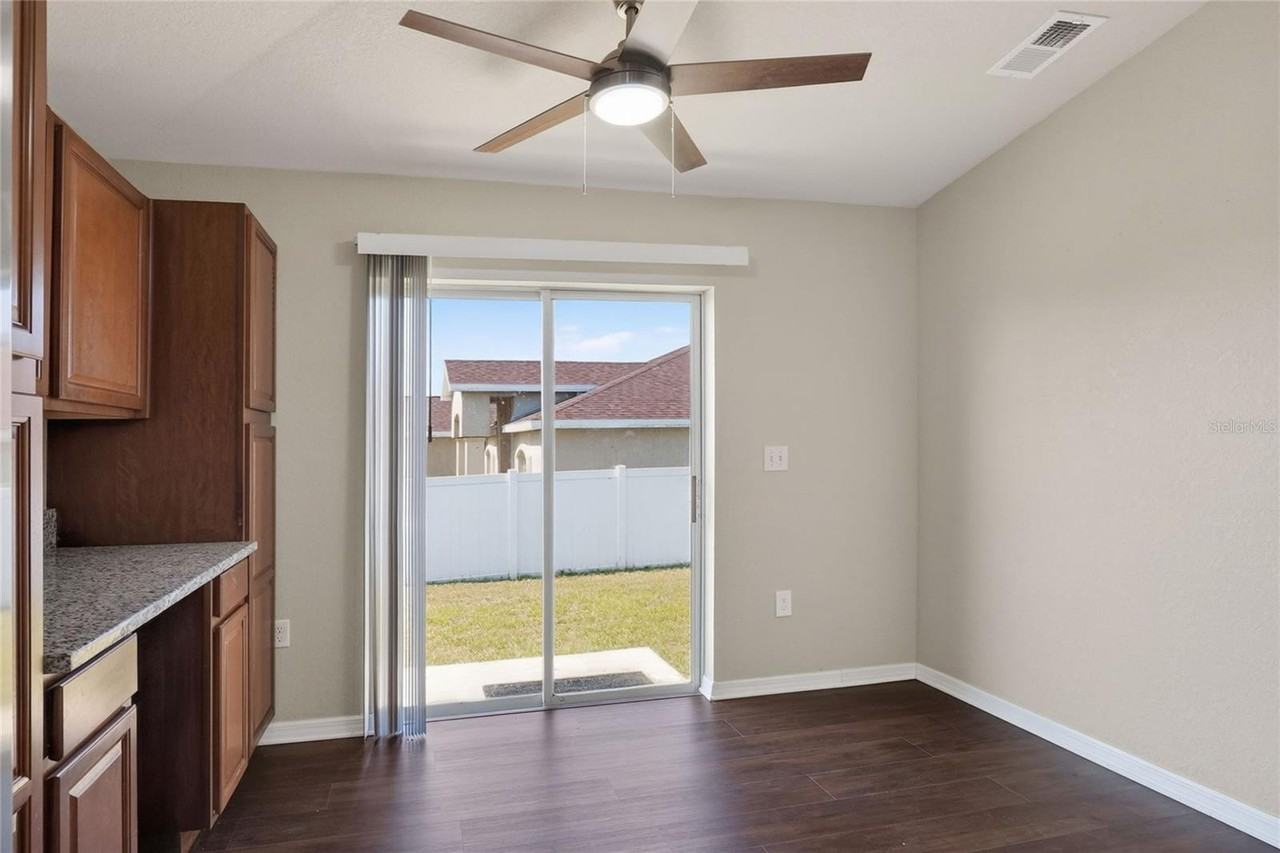 780 Overlook Grove Dr - Photo 6 of 34