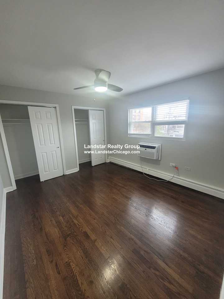 1319 West Sherwin Avenue #1A - Photo 7 of 11