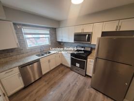 1319 West Sherwin Avenue #1A - Photo 1 of 1