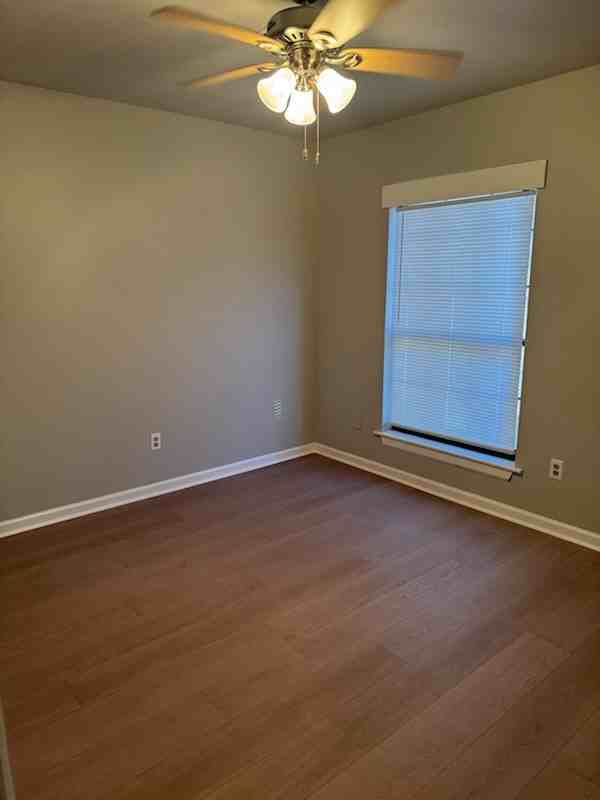 817 N Burdick St #D - Photo 6 of 11