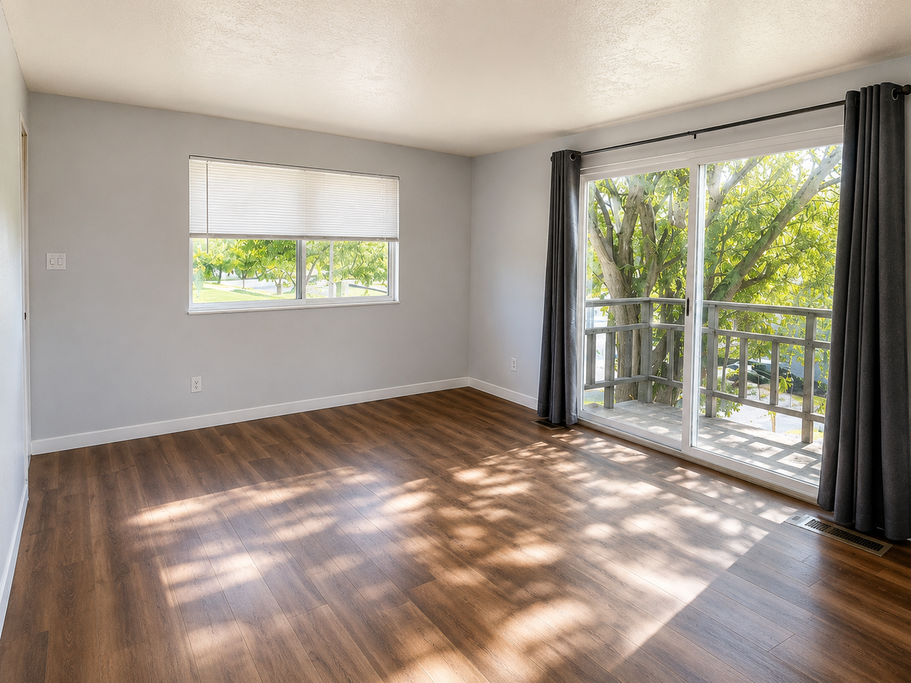1601 W Ivy Cir #3 - Photo 4 of 15