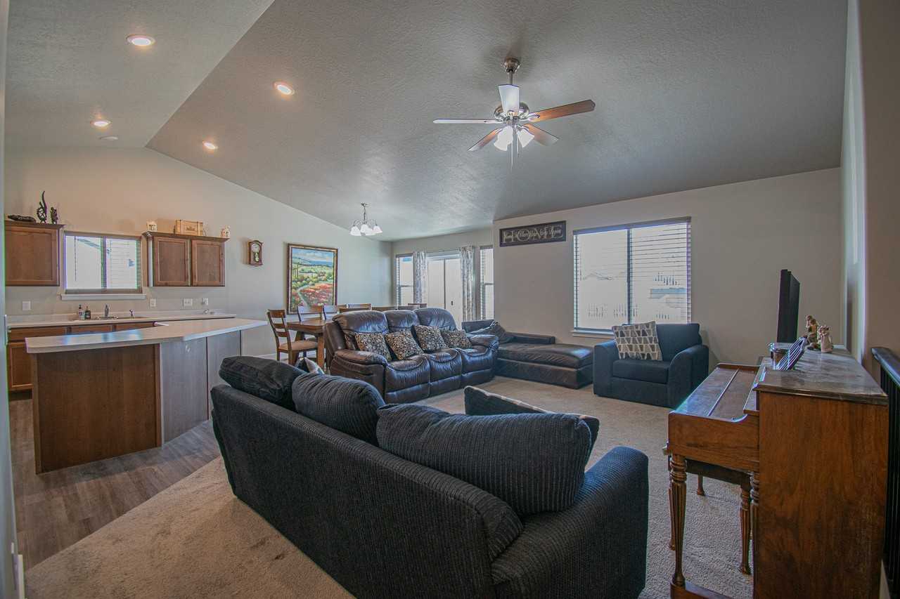 289 W 2280 N #1 - Photo 3 of 45