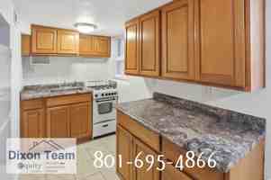 featured image of 619 28th St #2