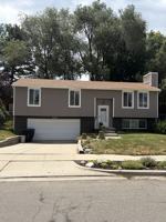 featured image of 3212 E Hollyhock Hl #1