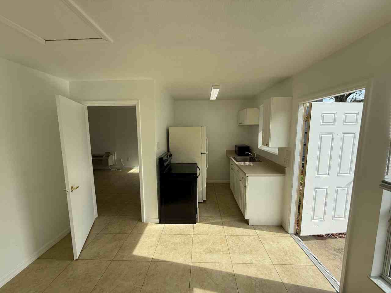 316 Mango Dr #B - Photo 2 of 31