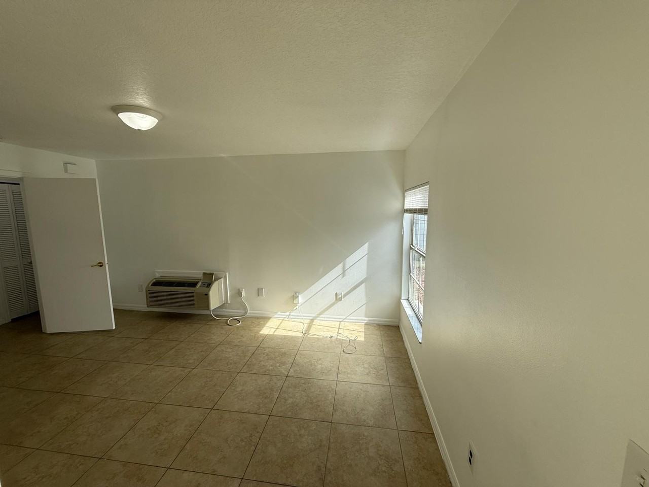 316 Mango Dr #B - Photo 5 of 31