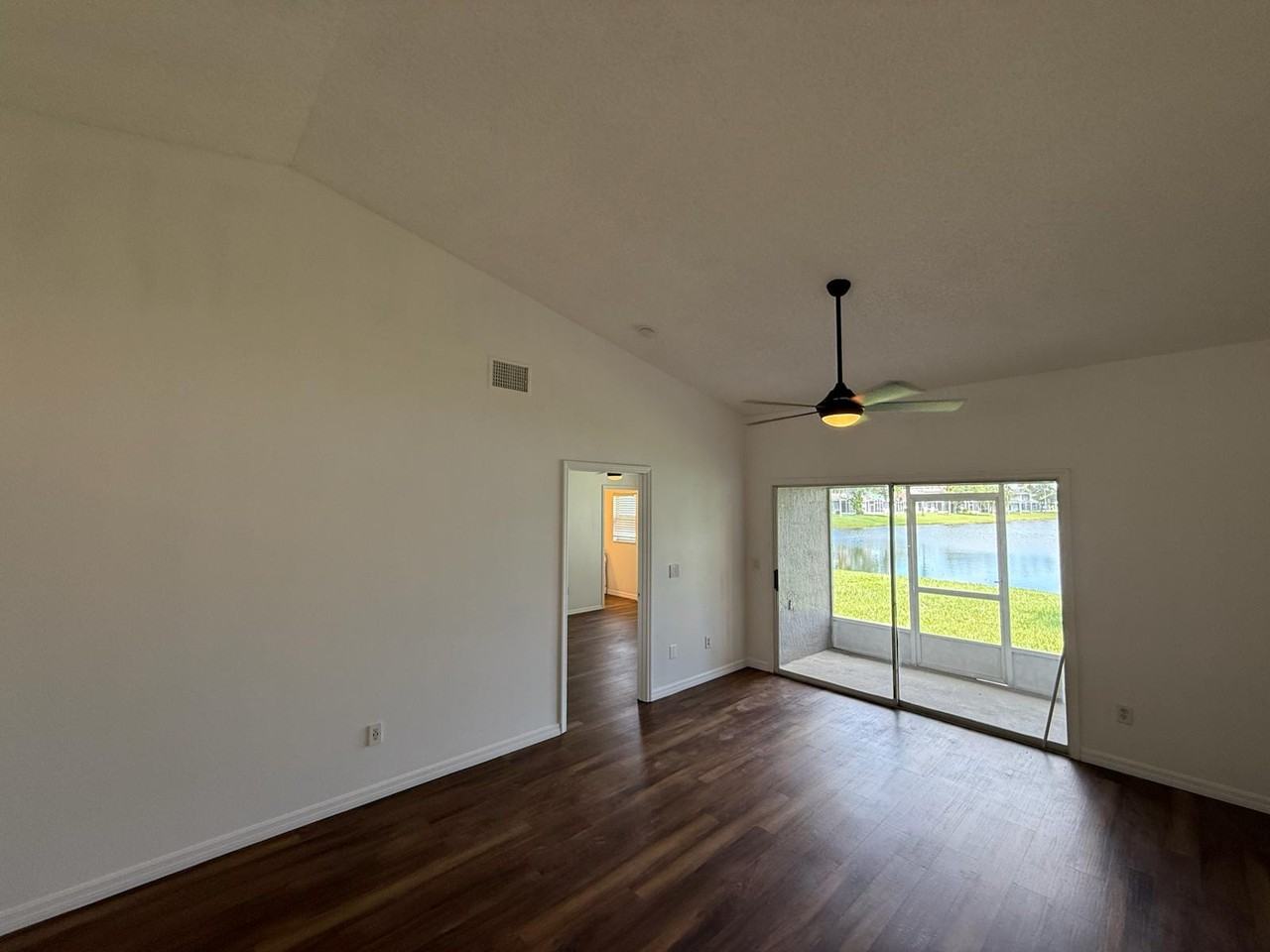 13531 Summerton Dr #1 - Photo 4 of 29
