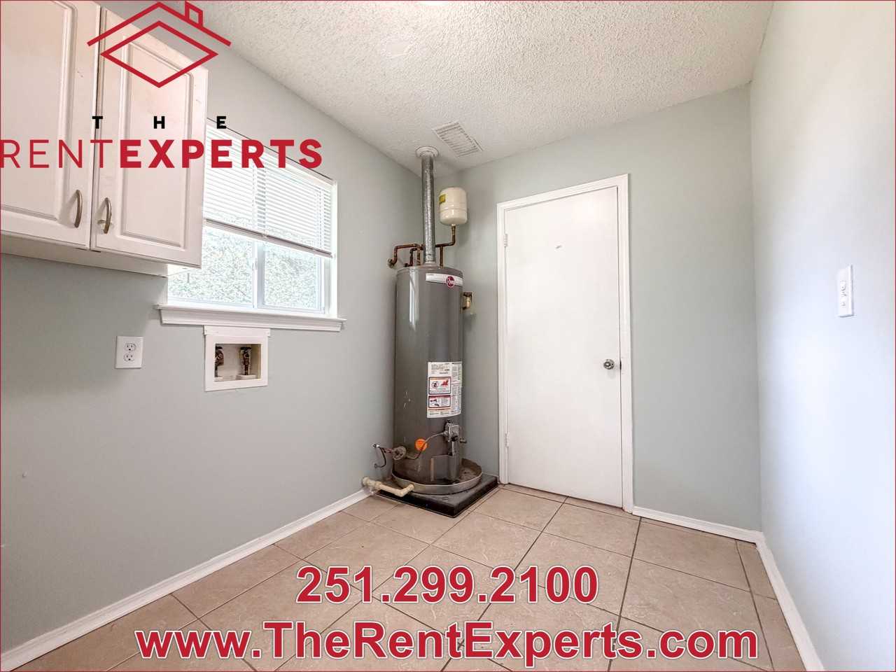 9760 Royal Woods Dr N #1 - Photo 7 of 20