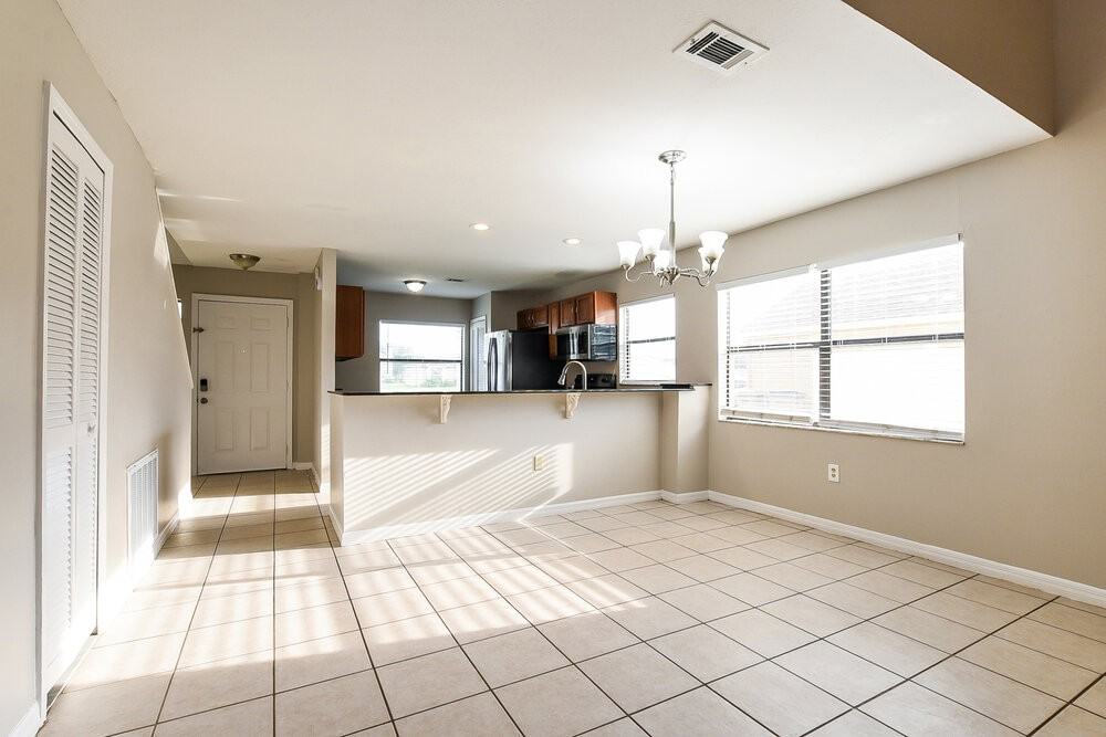 116 Whitehall Way - Photo 6 of 17