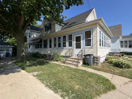 featured image of 1725 Clarke Dr #1
