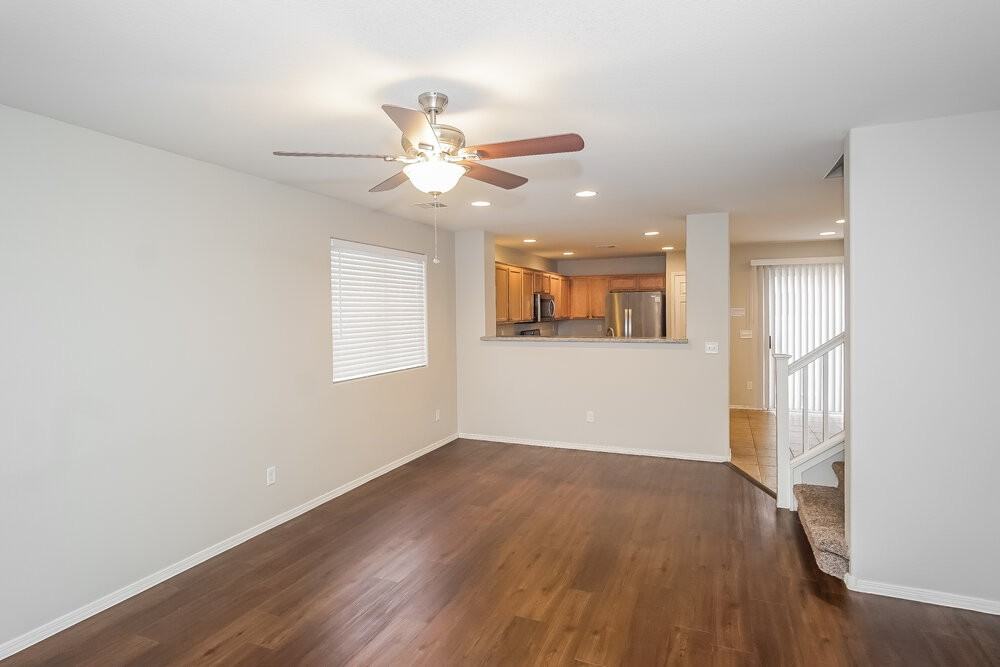 1040 Valetta Flat Ave - Photo 5 of 17