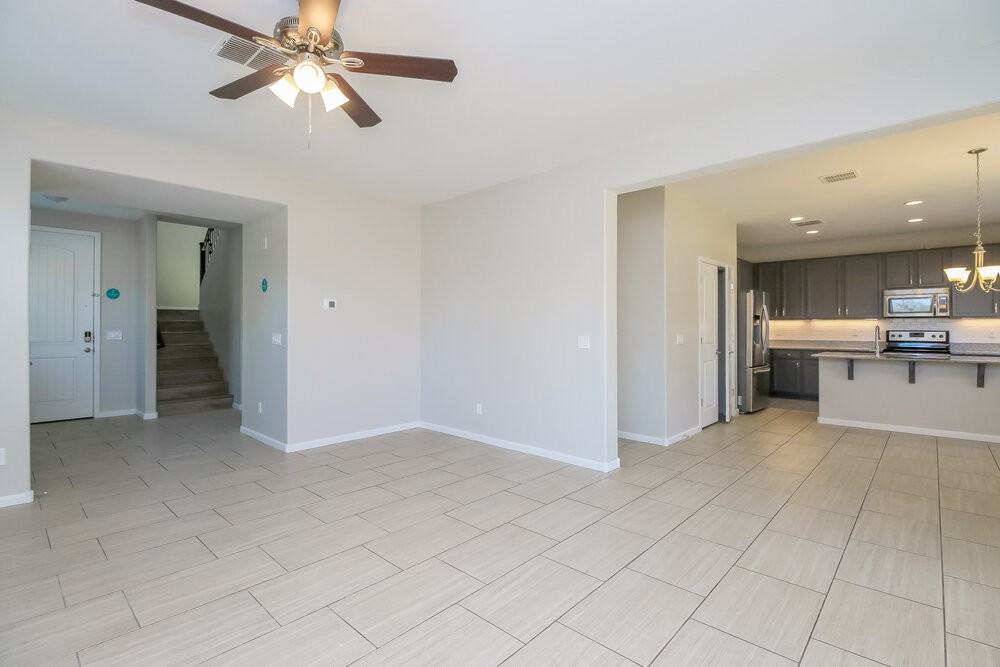 2357 S Lorena - Photo 5 of 17