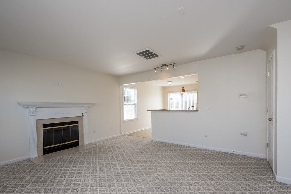 5010 Stowe Derby Dr - Photo 4 of 17