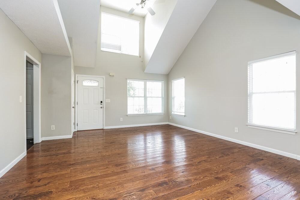 5027 Hectare Ln - Photo 4 of 17