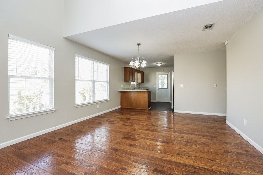 5027 Hectare Ln - Photo 6 of 17