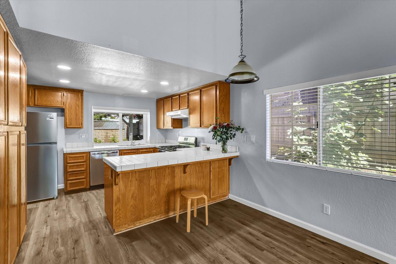 625 Forester Ln #1 - Photo 5 of 30
