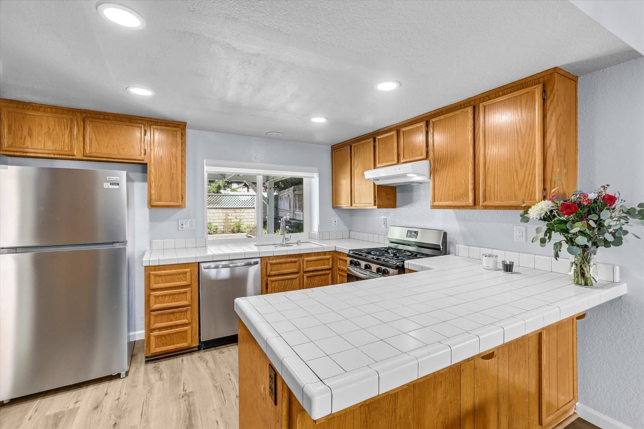 625 Forester Ln #1 - Photo 6 of 30