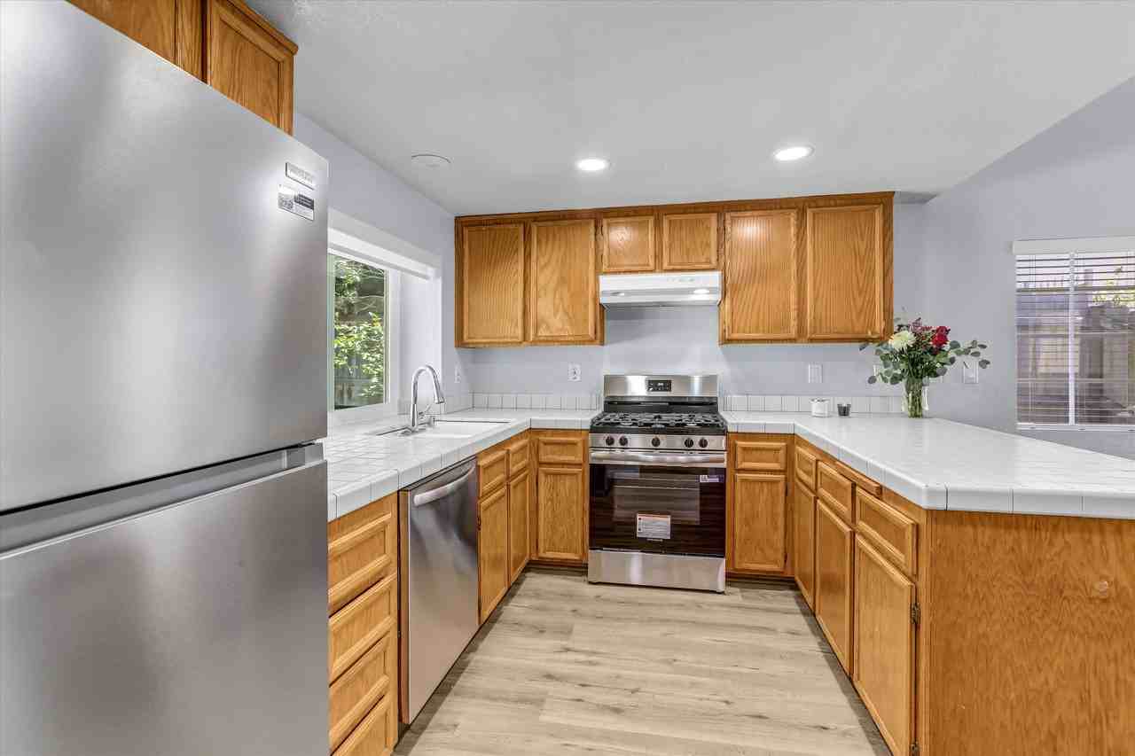 625 Forester Ln #1 - Photo 7 of 30