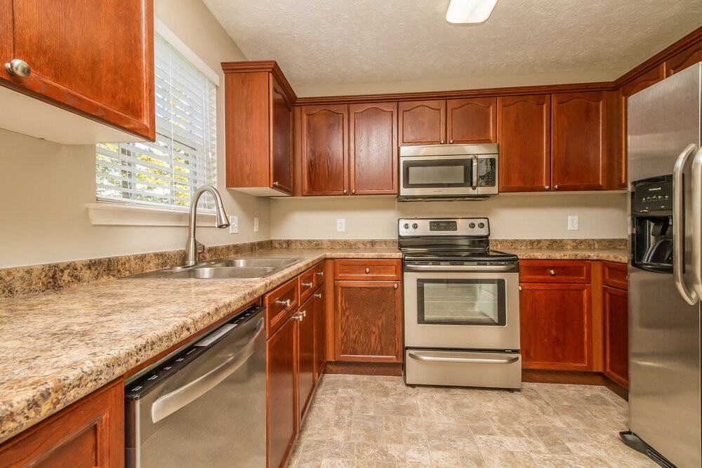 328 Slippery Rock Dr - Photo 6 of 15