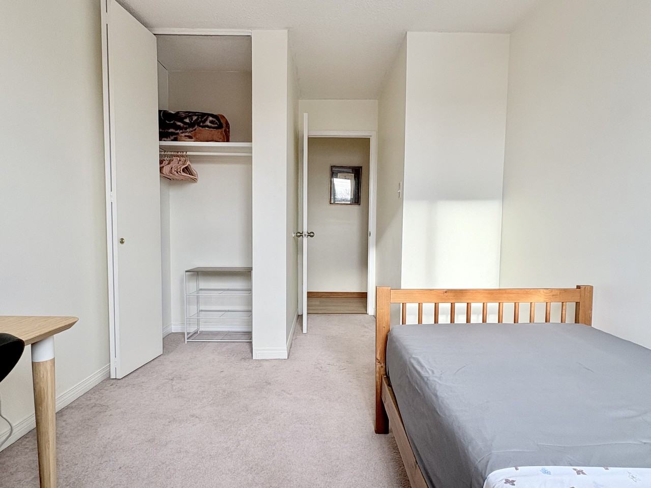 313 20 Ave Sw - Photo 7 of 40