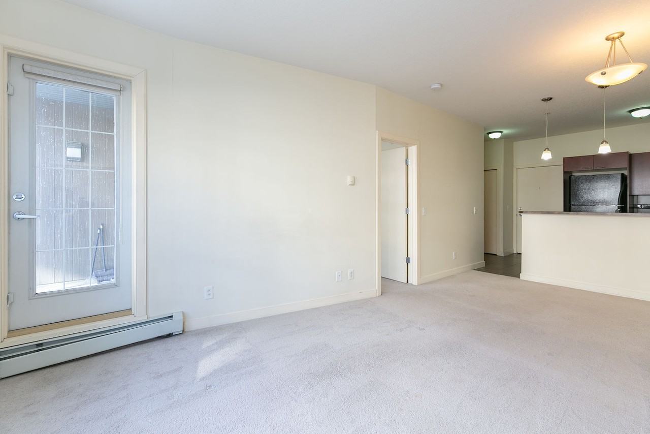 2420 - 2420 34 Ave Sw - Photo 7 of 23