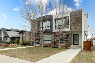 2438 29 Ave Sw - Photo 1 of 1