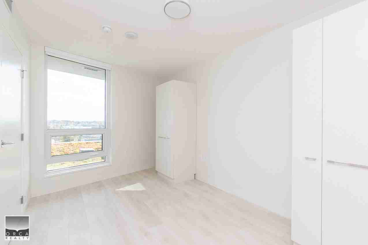 1204-180 East 2nd Avenue - Photo 4 of 22